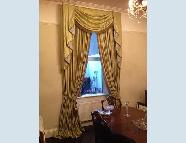 fringed-gold-curtains